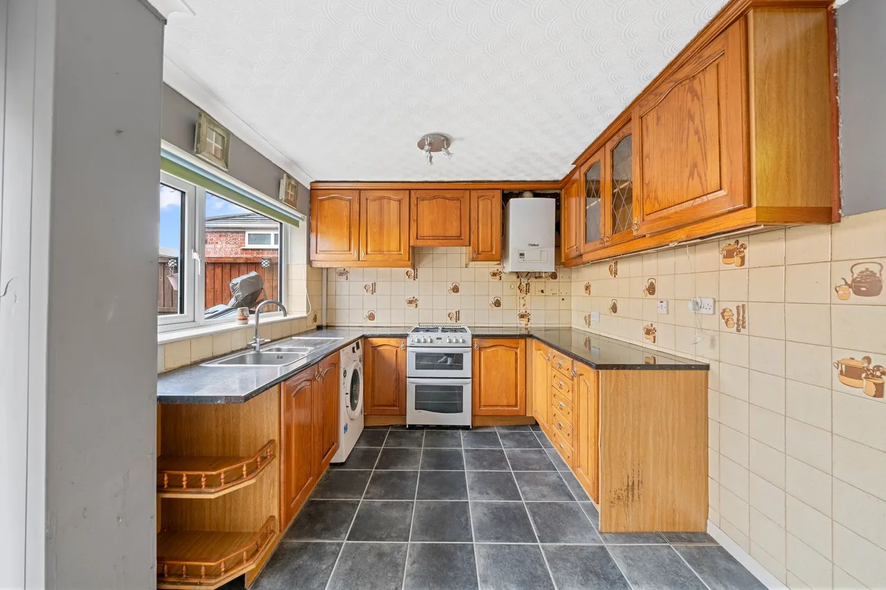 Peterhouse Walk, Ashton-In-Makerfield, WN4, photo 6
