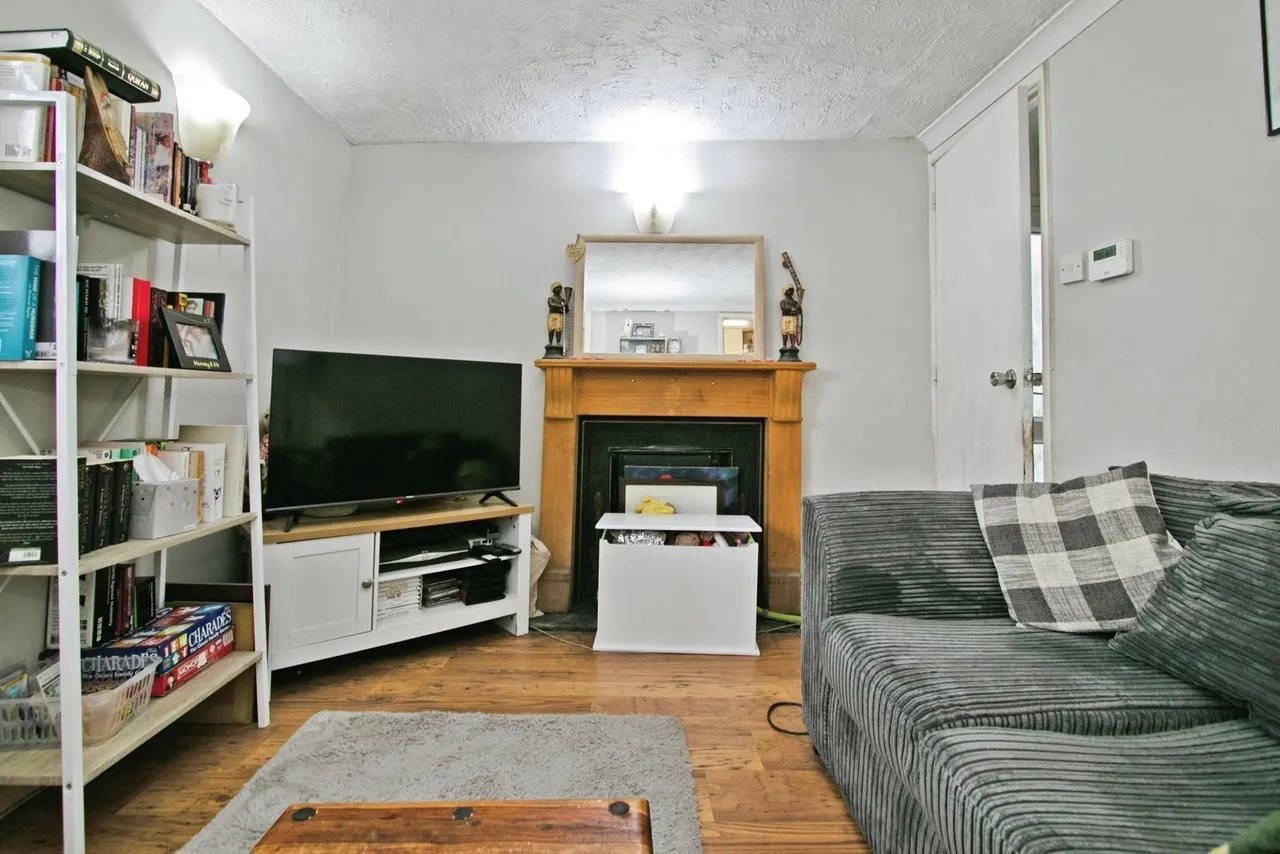 Lemon Place, East End, TR15, photo 5