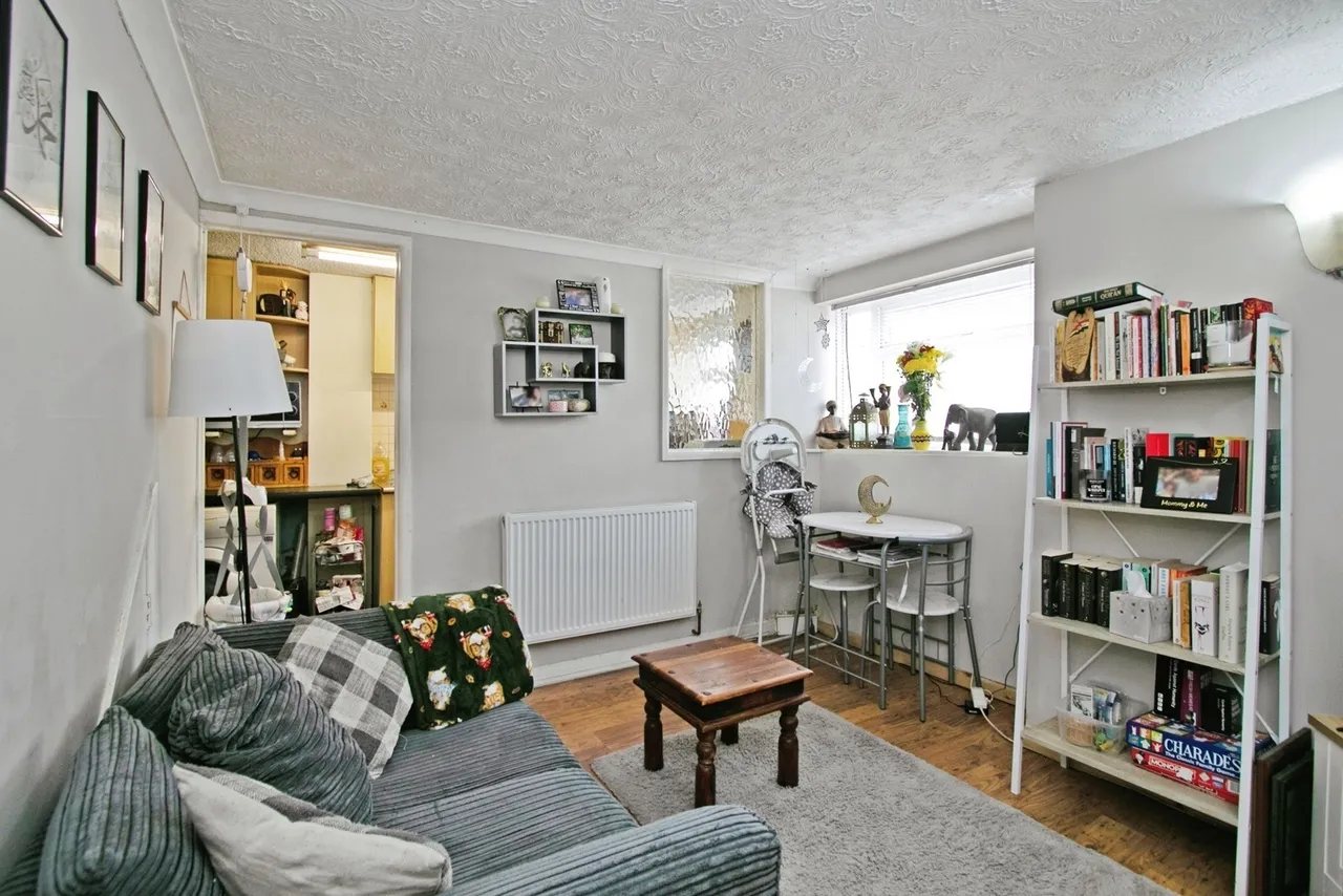 Lemon Place, East End, TR15, photo 6