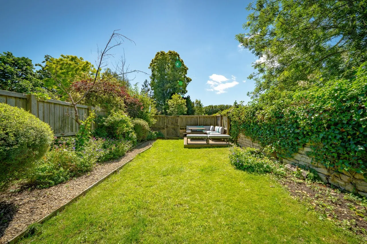 Kensington Place, Bath, BA1, photo 2