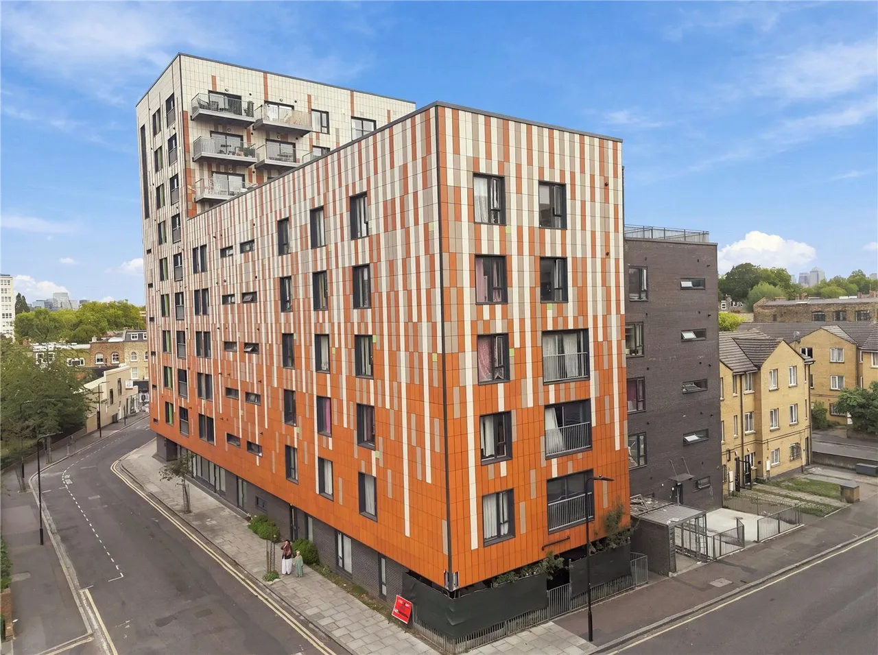 Cresset Road, London, E9, photo 13