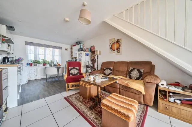 Pine Ridge, Newbury, RG14, photo 6
