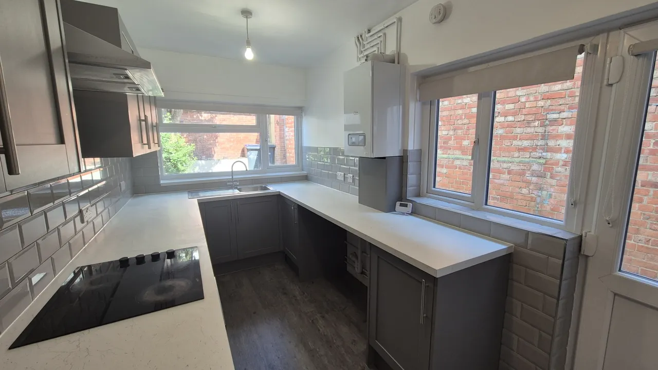Wiltshire, Salisbury, SP1 3UA, photo 6