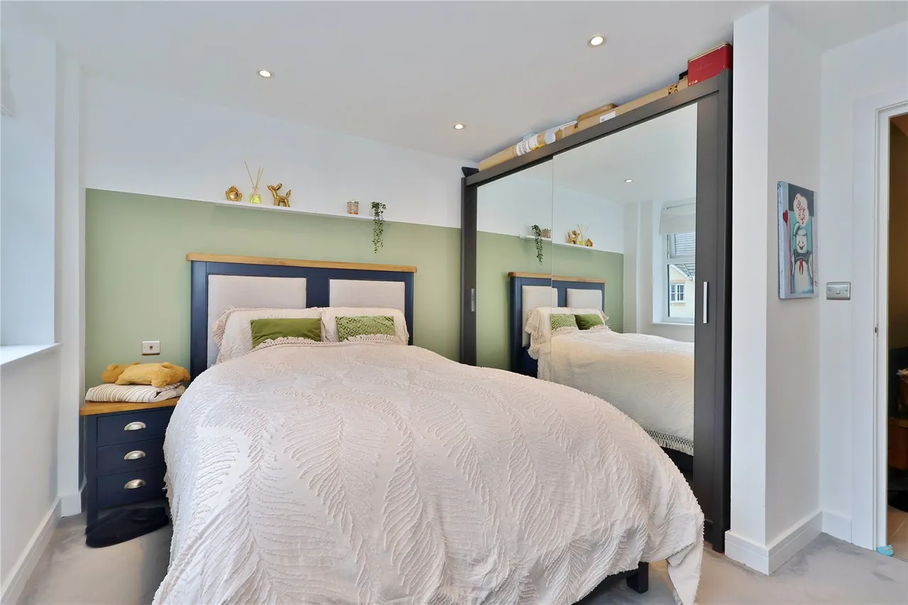 Copse Road, St. John's, GU21, photo 9