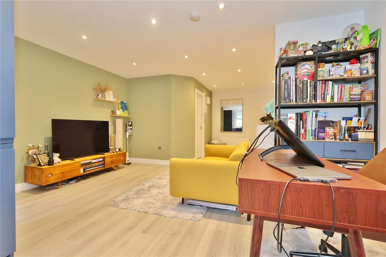 Copse Road, St. John's, GU21, photo 6