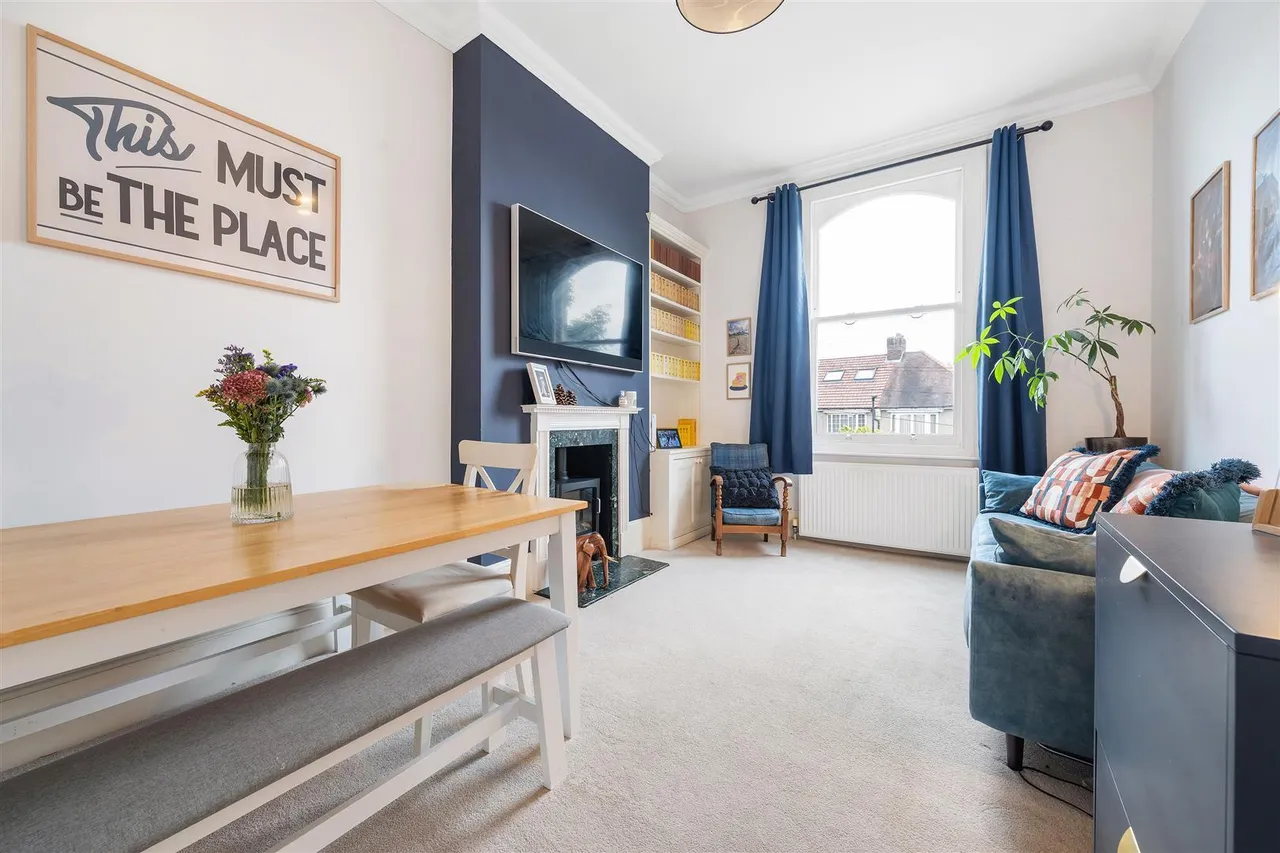 3 bed flat for sale, Auckland Hill, West Norwood, SE27