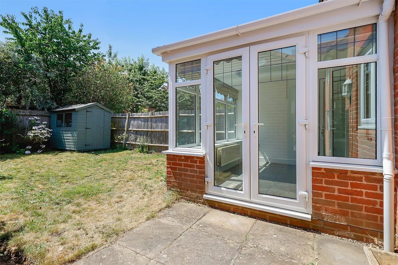 Nower Close East, Dorking, RH4, photo 5