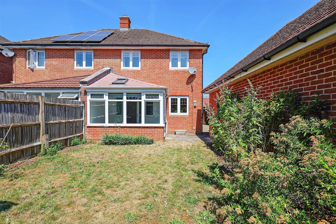 3 bed property for sale, Nower Close East, Dorking, RH4