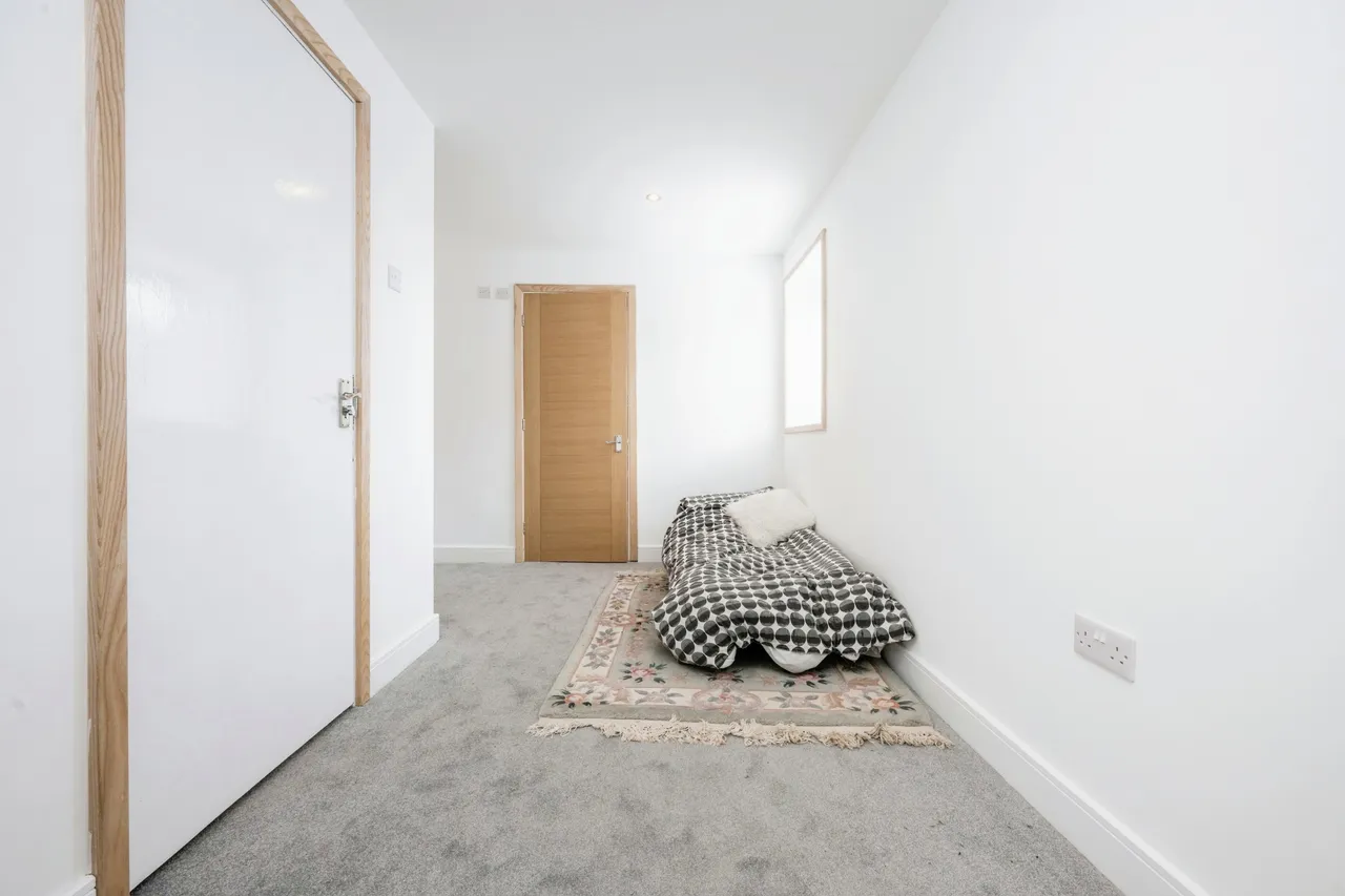 Ashburnham Road, Bedford, Bedfordshire, MK40, photo 7
