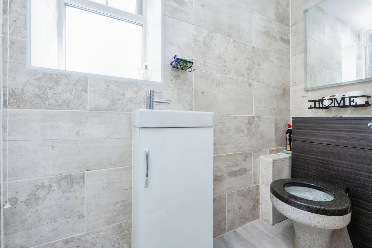 Ashburnham Road, Bedford, Bedfordshire, MK40, photo 5