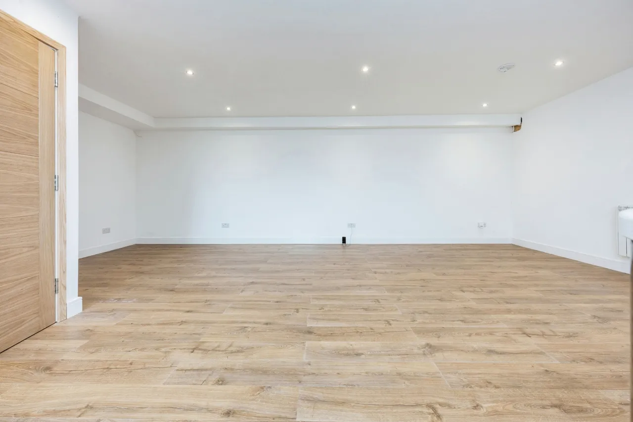 Ashburnham Road, Bedford, Bedfordshire, MK40, photo 16