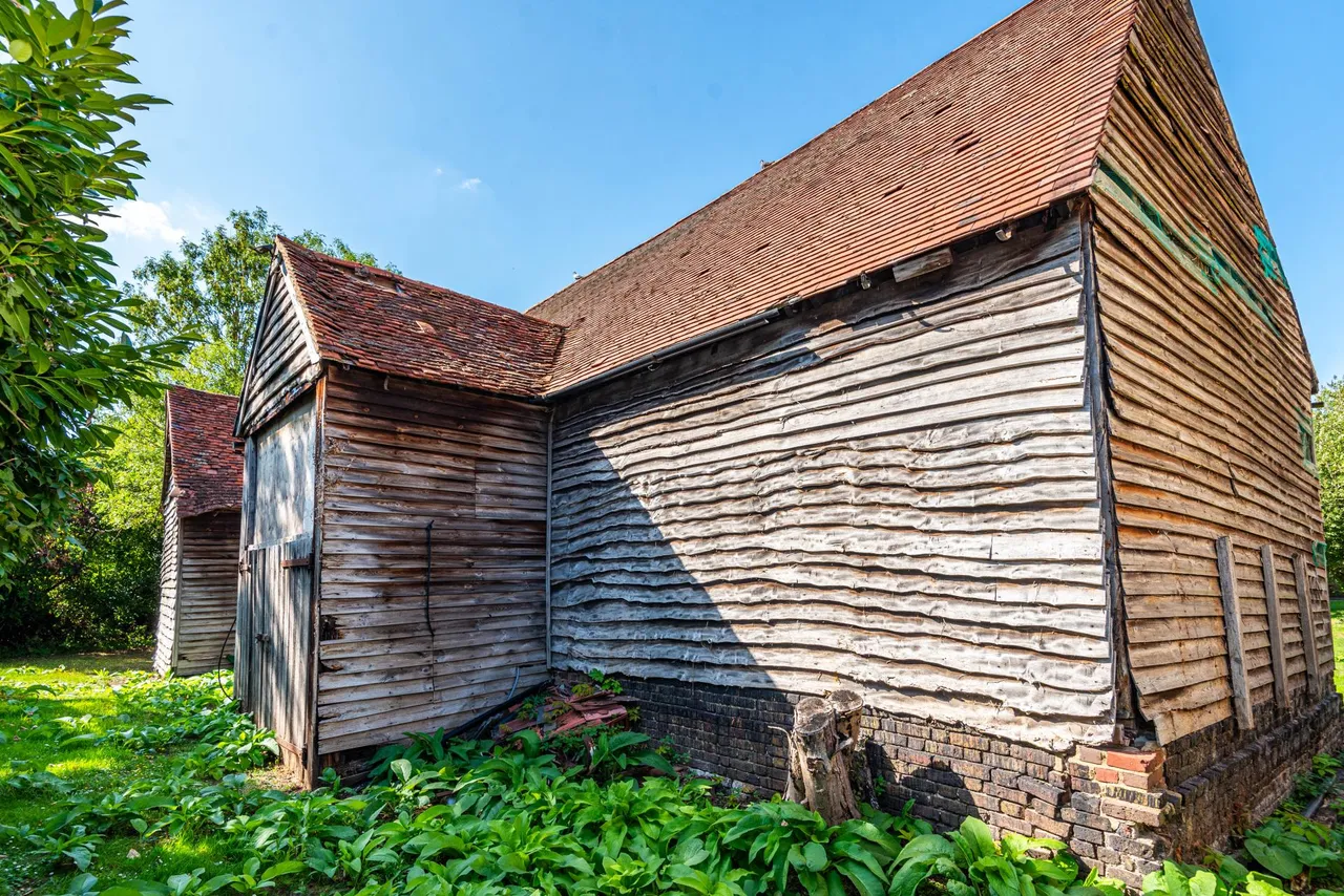 Barn For Conversion, Holyfield, photo 11