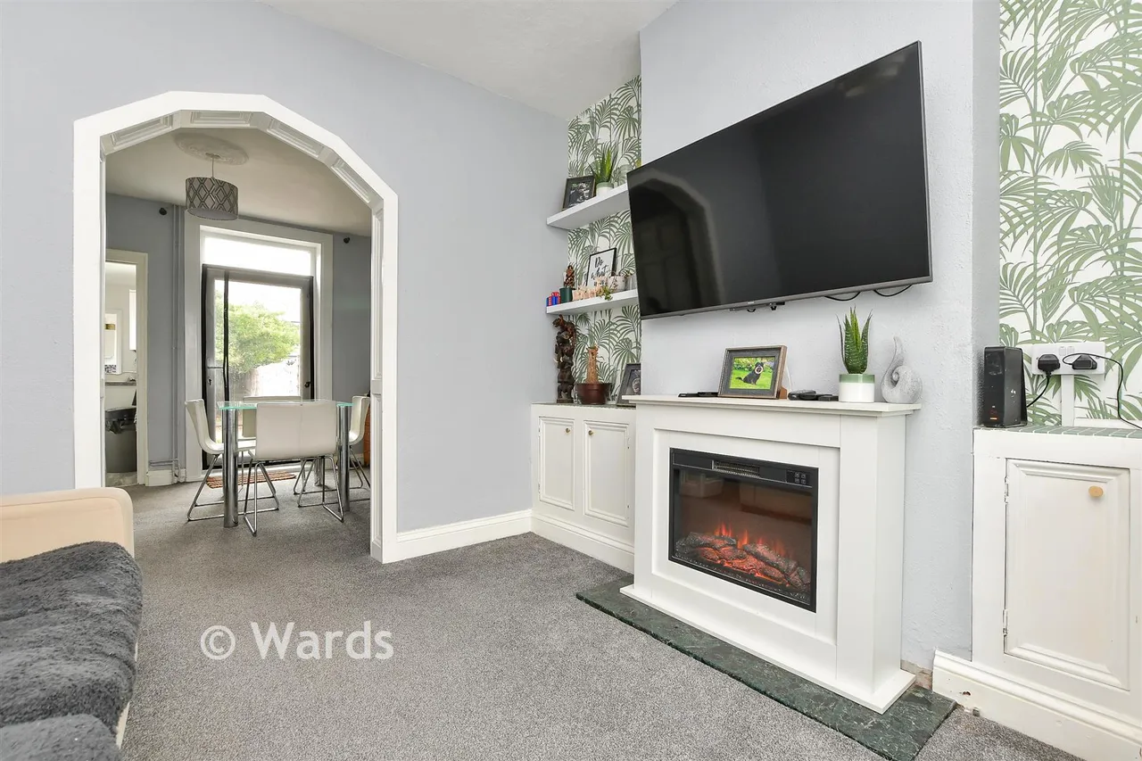 Magdala Road, St. Peters, CT10, photo 4