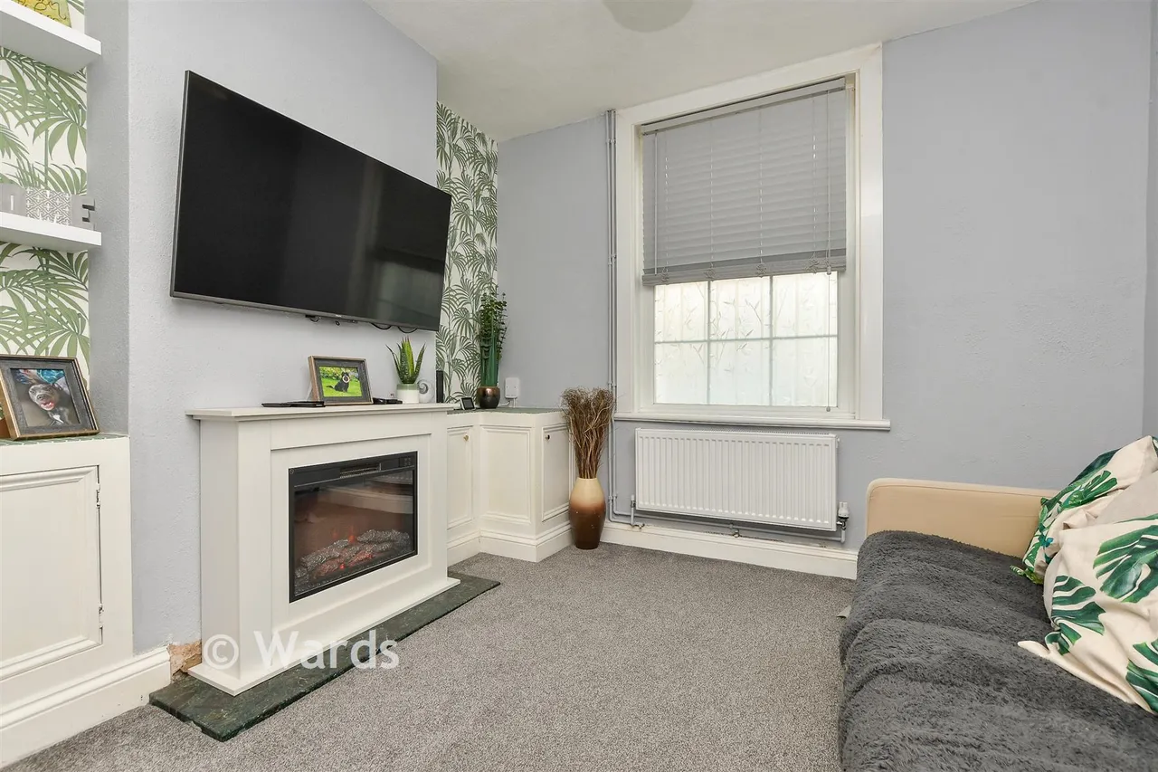 Magdala Road, St. Peters, CT10, photo 5