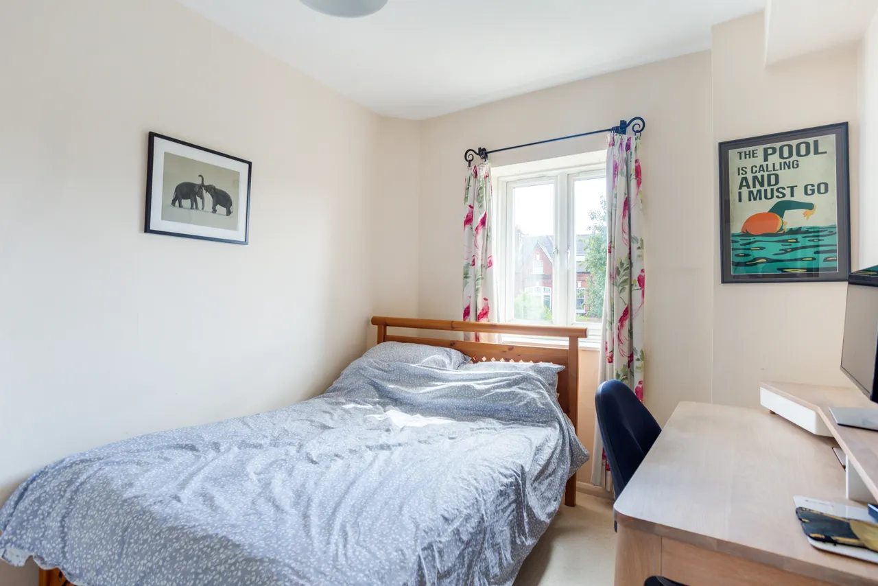 Upper Richmond Road, London, SW15, photo 8