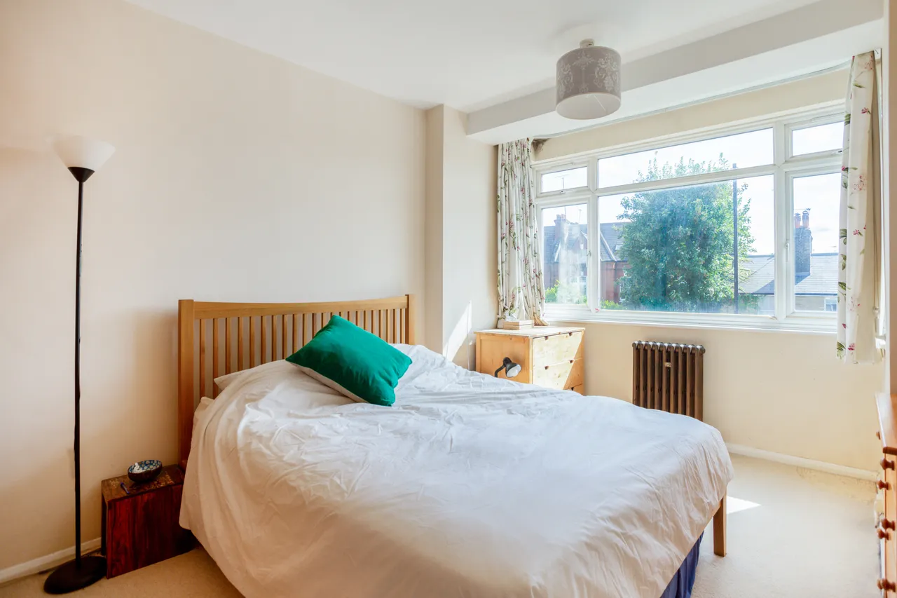 Upper Richmond Road, London, SW15, photo 7