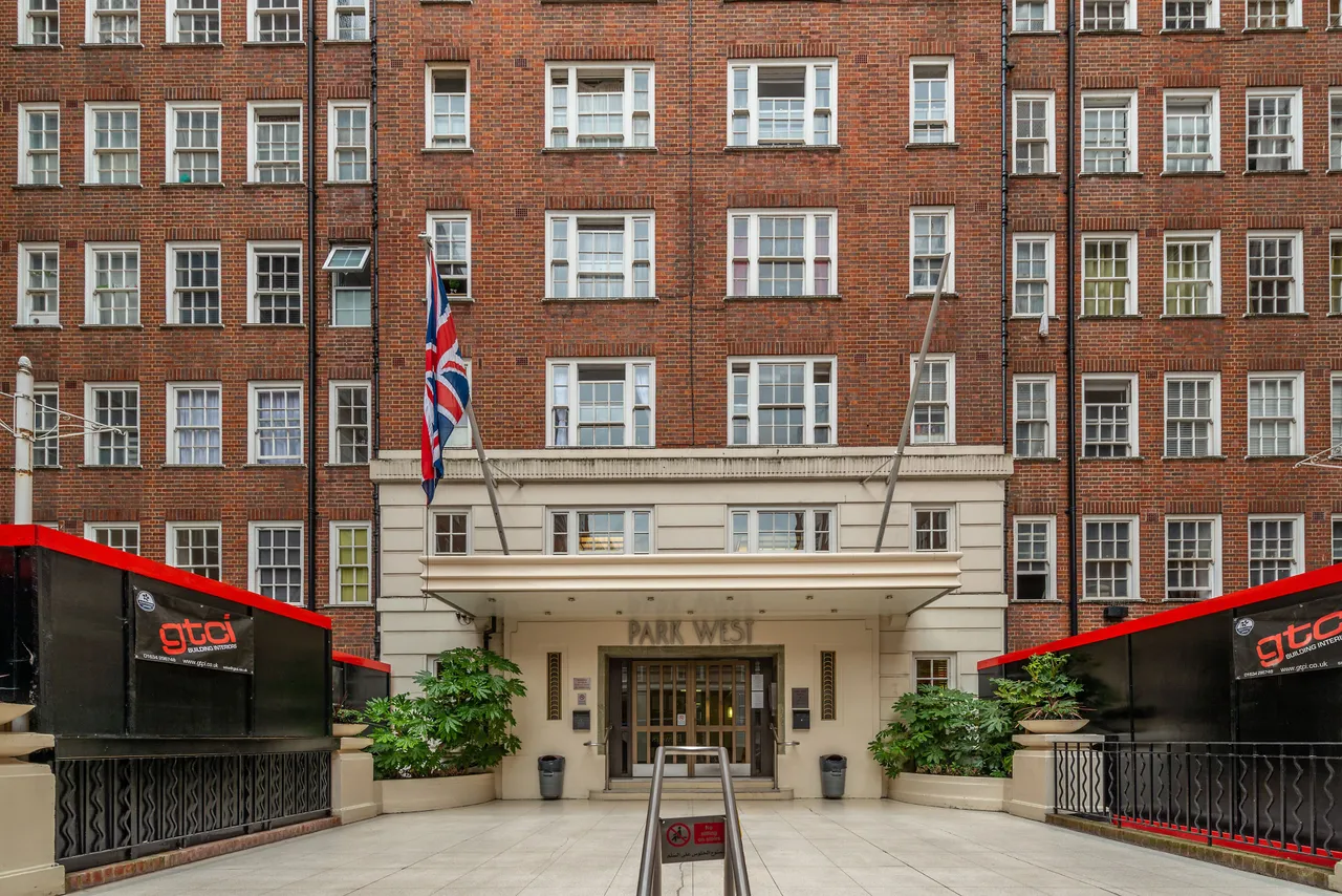 London, W2, photo 11