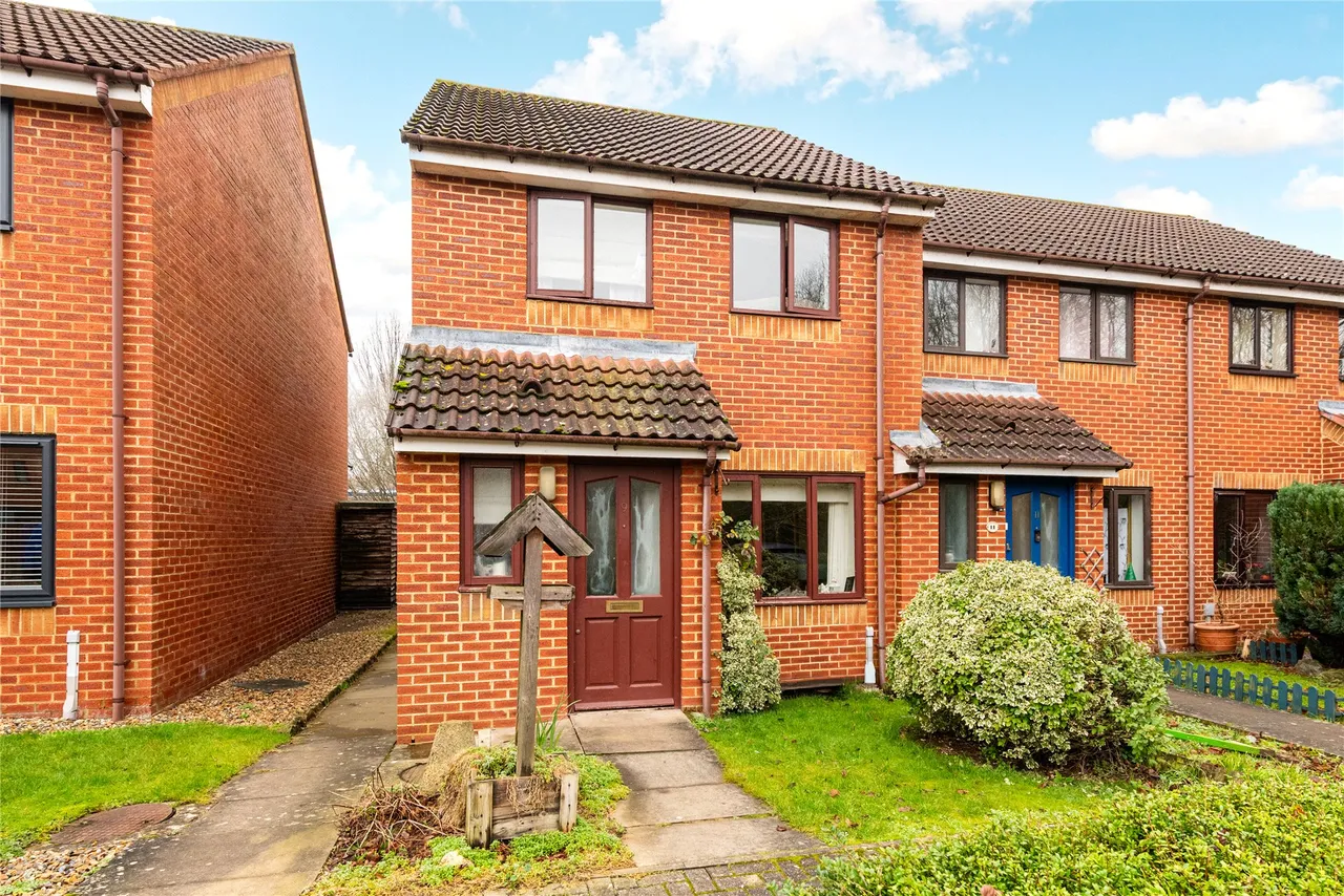 3 bed property for sale, Jarman Close, Buckingham, MK18