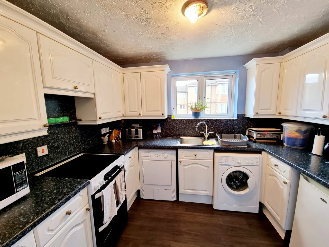 Pinecroft Court, Welling, Kent, DA16, photo 3