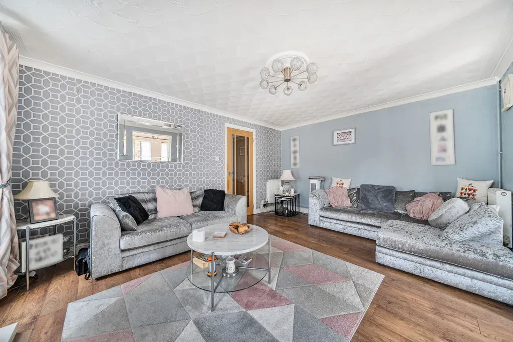 Belvoir Avenue, Emerson Valley, Milton Keynes, Buckinghamshire, MK4 2AE, photo 7