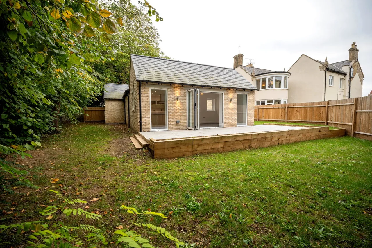 High Street, Turvey, MK43, photo 14