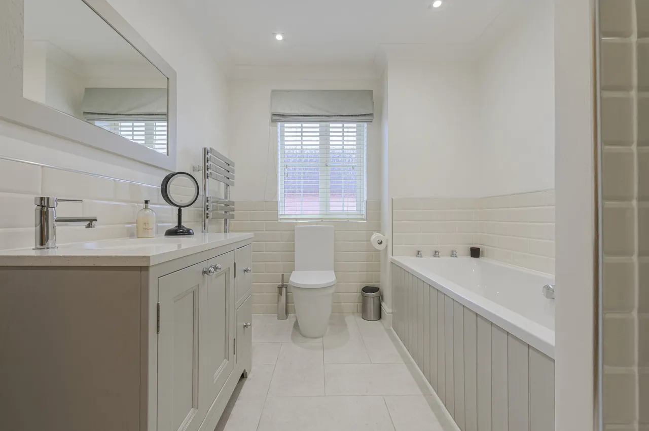 Mellor Drive, Alrewas, photo 28