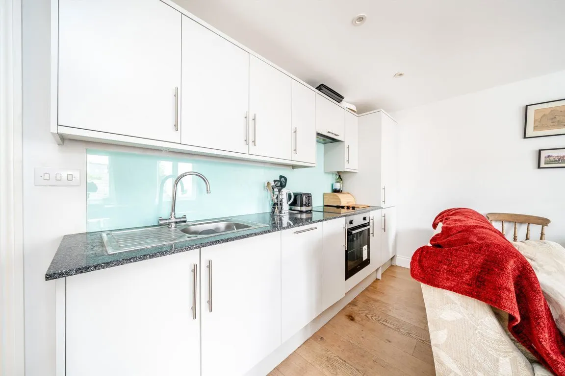 Archer Mews, TW12, photo 4
