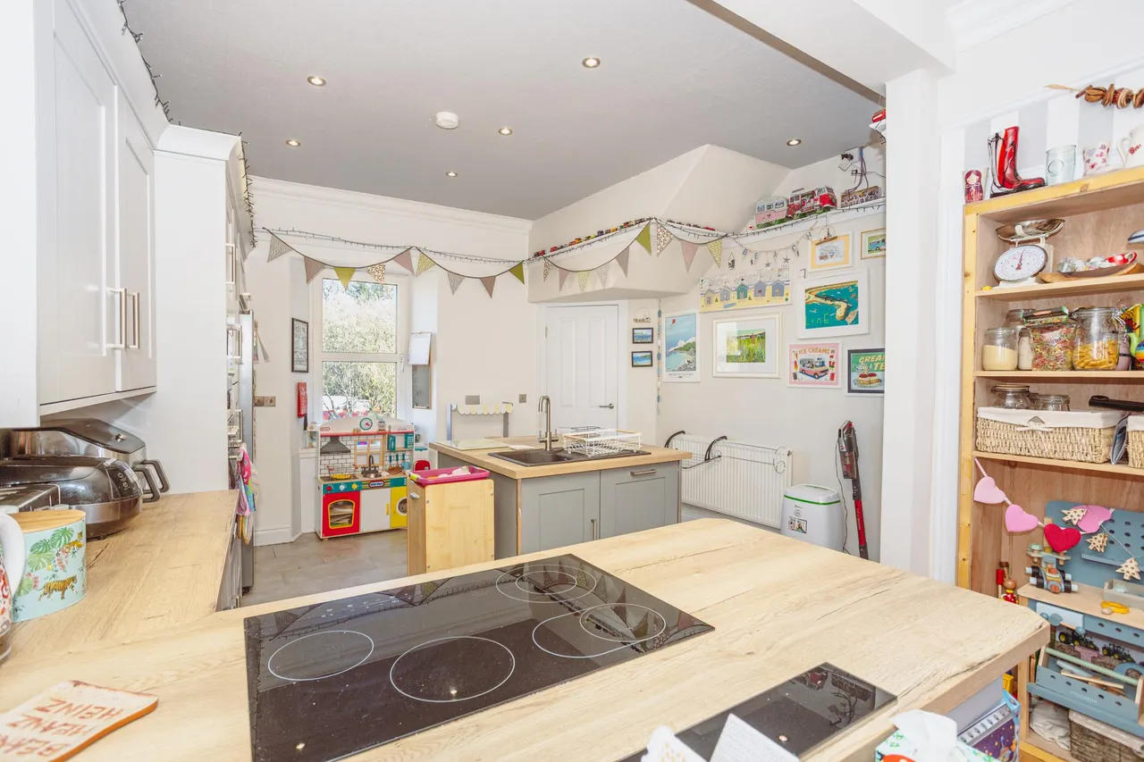 High Street, Dalbeattie, DG5, photo 11
