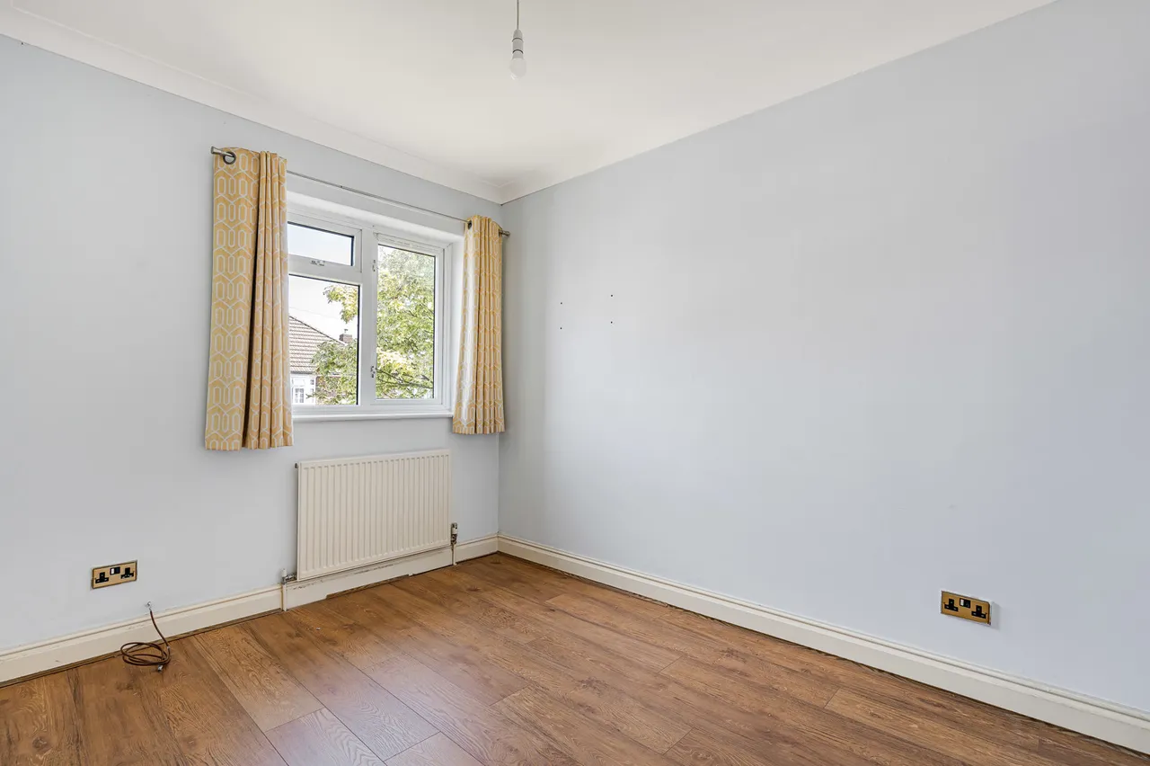 Wolsey Road, Ashford, TW15, photo 4