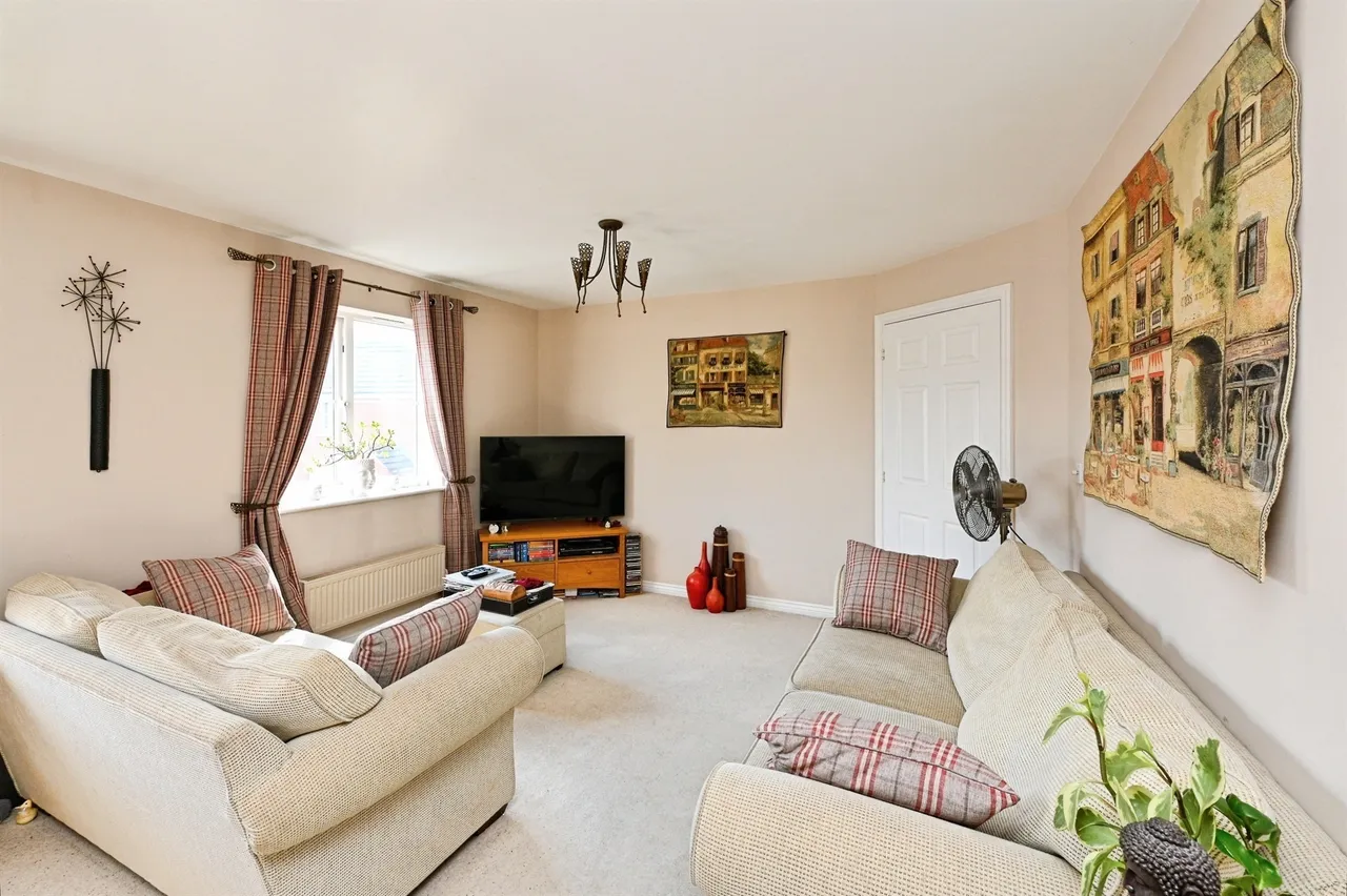 Basil Drive, Downham Market, photo 4