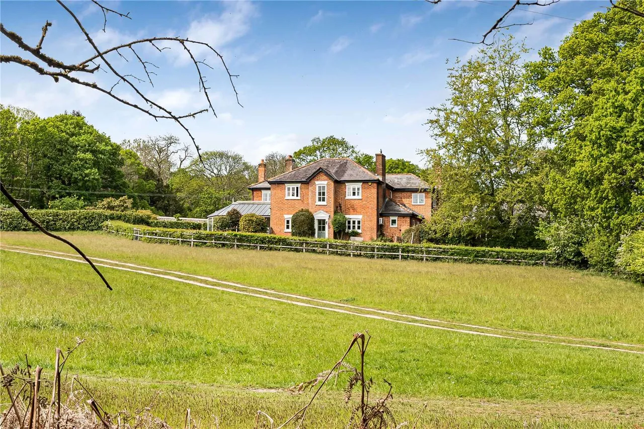 Coates, Fittleworth, RH20, photo 20
