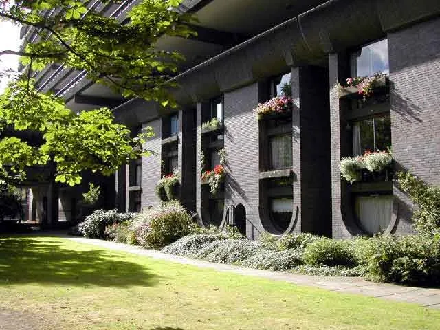 Thomas More House Barbican, EC2, photo 3