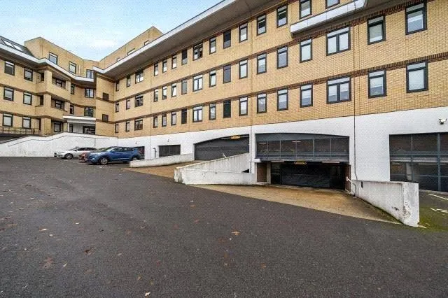 Millennium Way, Bracknell, RG12, photo 8