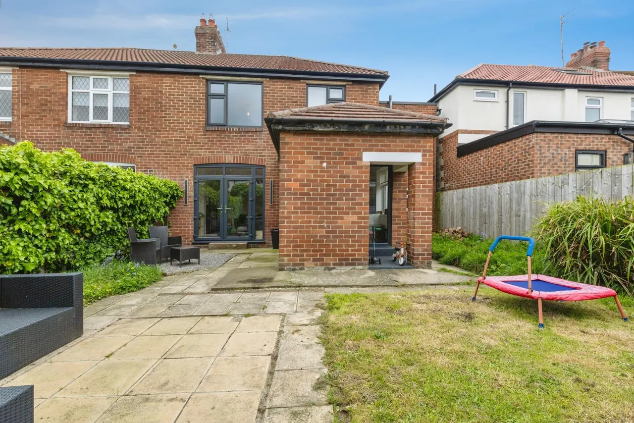 Queens Avenue, Seaburn, SR6, photo 14
