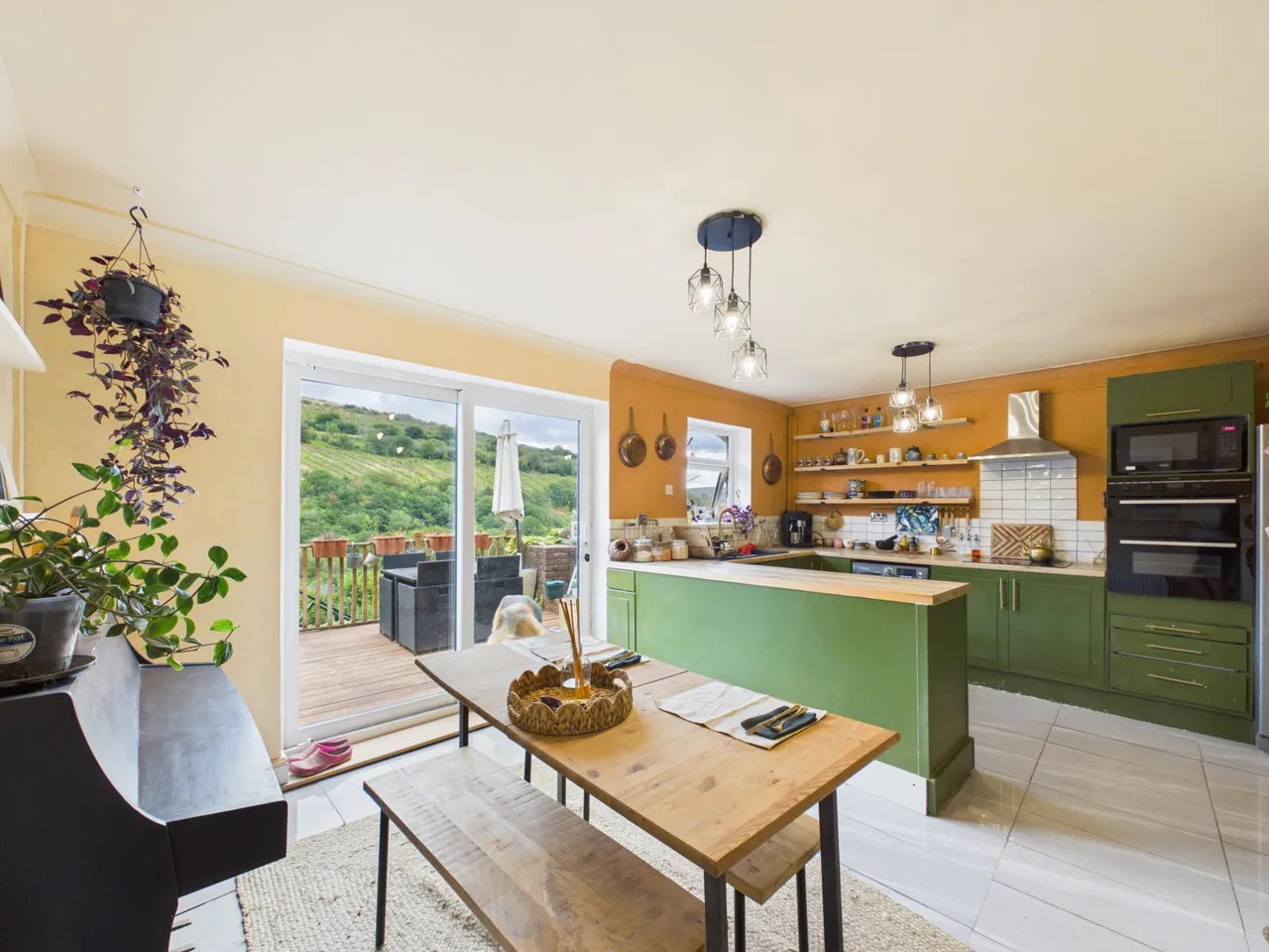 Newlyn Road, Newbridge, NP11, photo 3