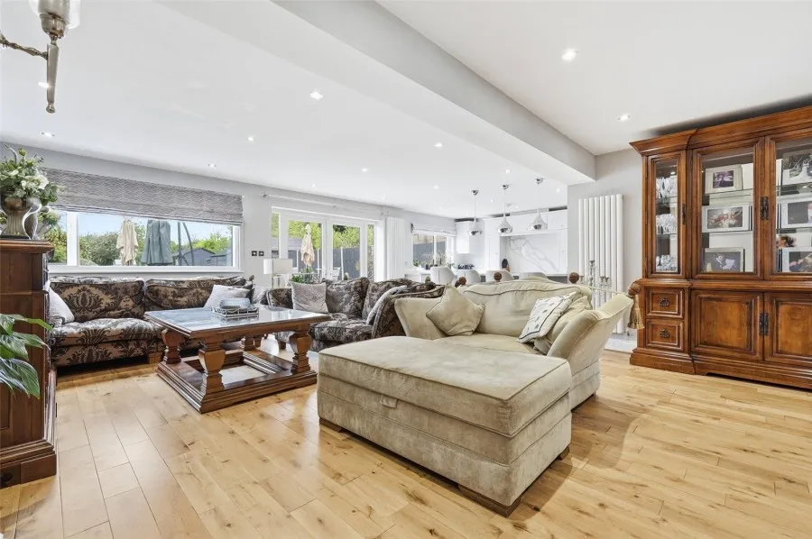 with 4 bedrooms in Little Hallingbury, Bishop's Stortford, CM22, photo 4