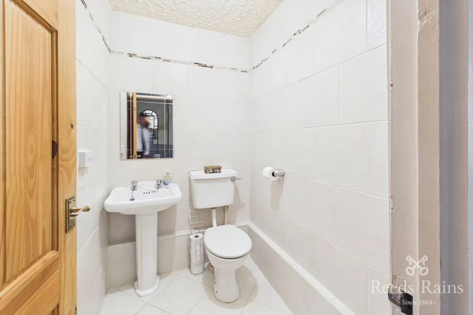 Kendal Road, Macclesfield, SK11, photo 5