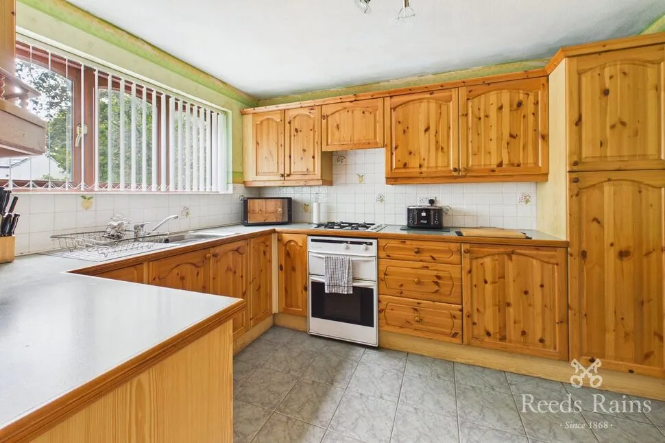 Kendal Road, Macclesfield, SK11, photo 2