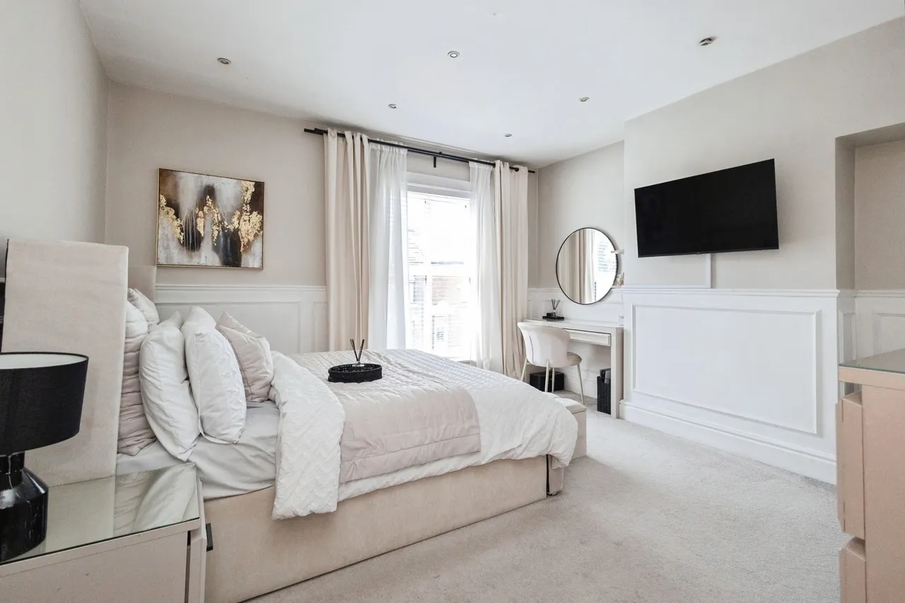 Edward Street, Ashton-under-Lyne, Greater Manchester, OL6, photo 11