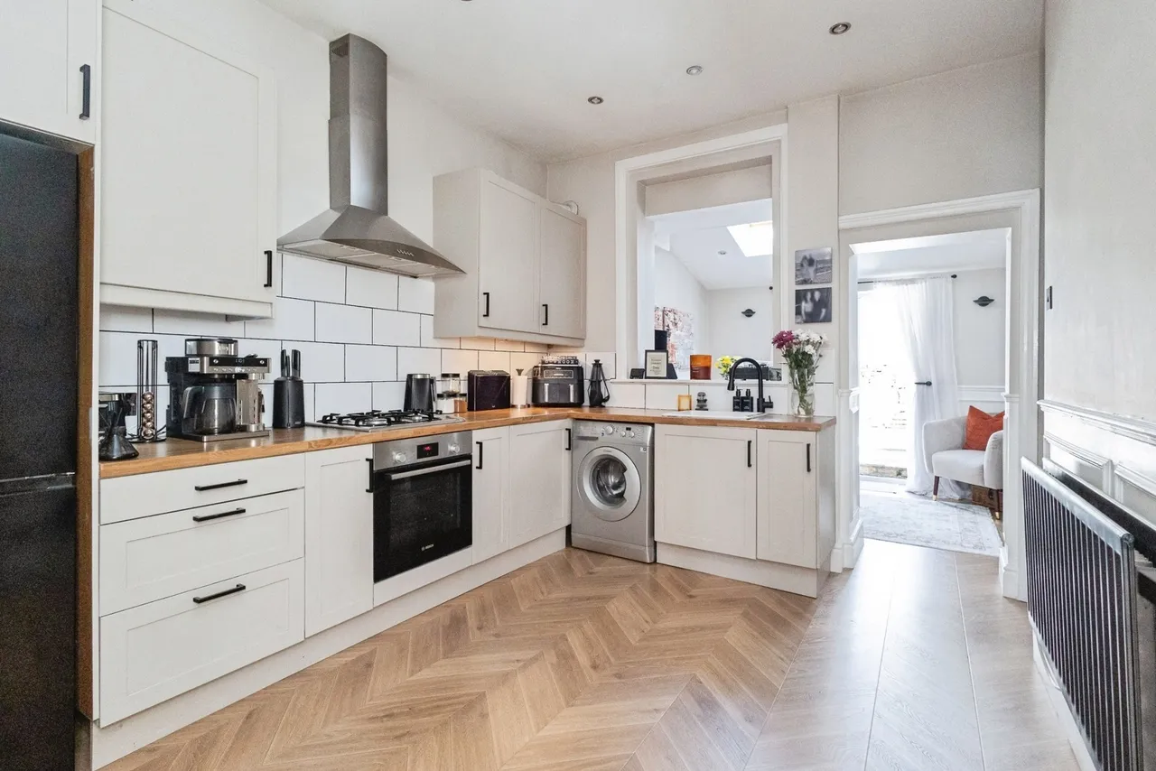 Edward Street, Ashton-under-Lyne, Greater Manchester, OL6, photo 4