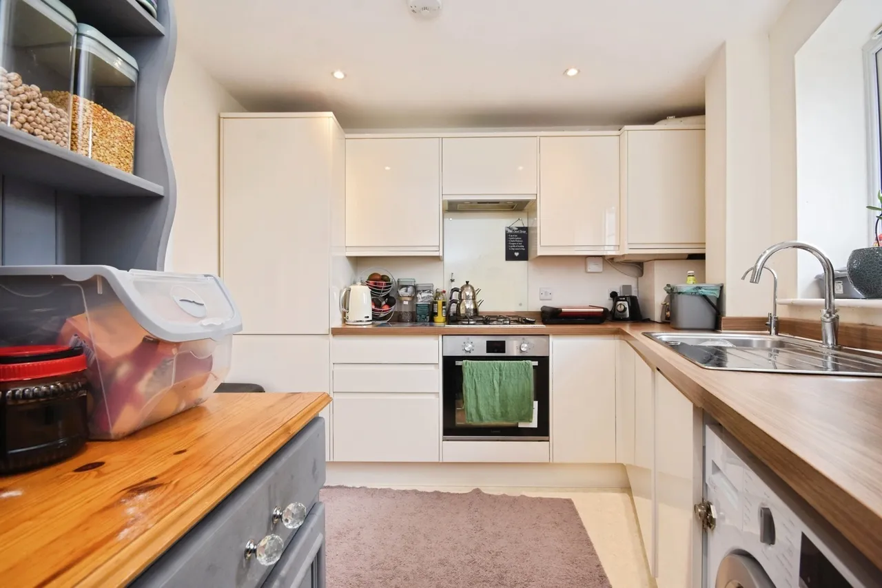 Alma Drive, Chelmsford, Essex, CM1, photo 2