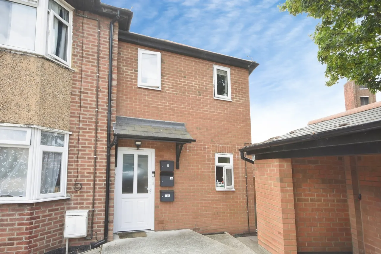Alma Drive, Chelmsford, Essex, CM1, photo 4