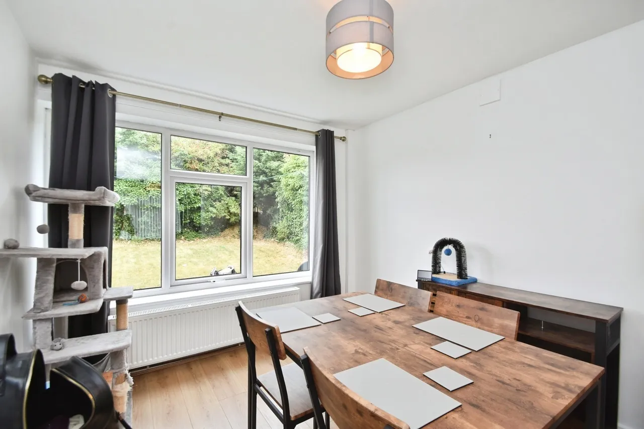 Farfield Avenue, Knaresborough, North Yorkshire, HG5, photo 6