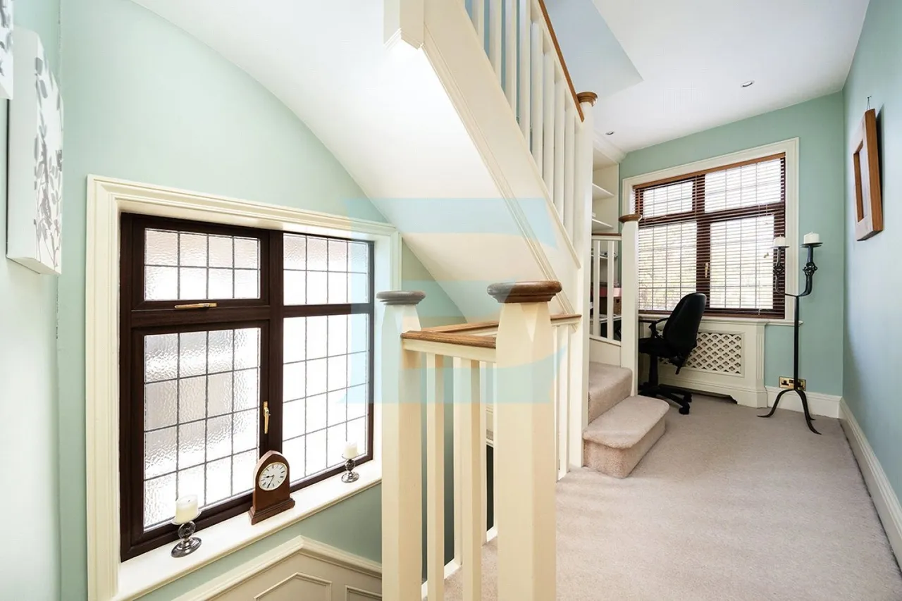 Stoneyfields Lane, Edgware, HA8, photo 16