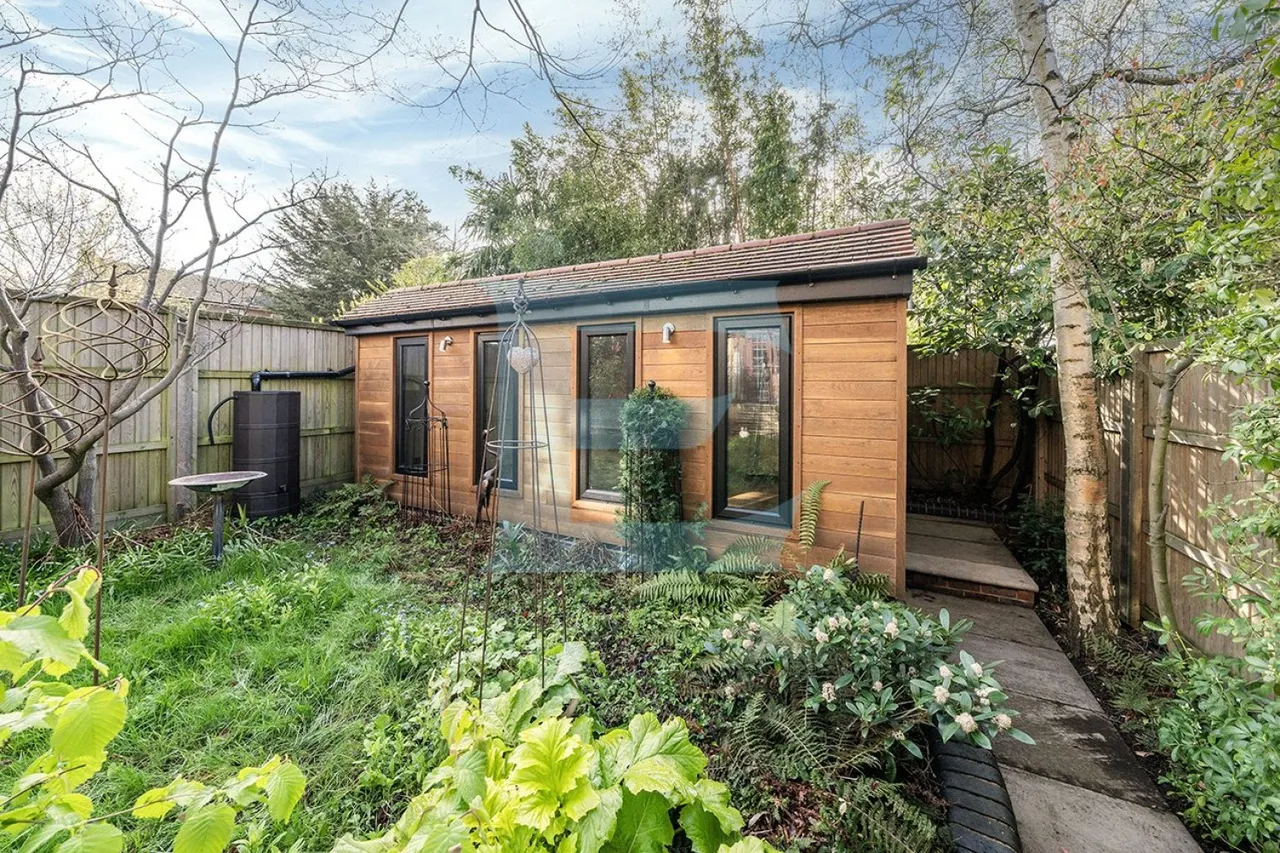 Stoneyfields Lane, Edgware, HA8, photo 19