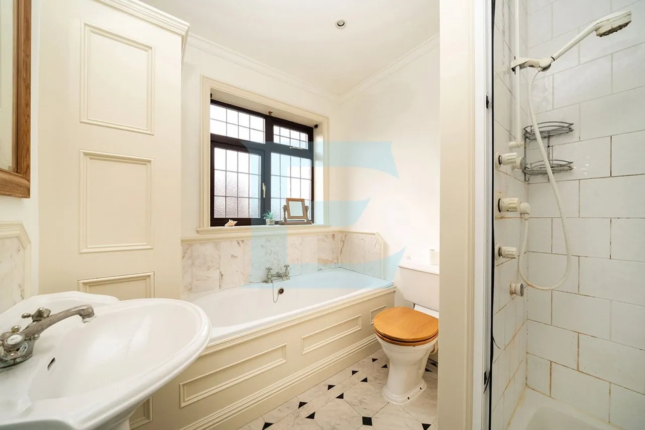 Stoneyfields Lane, Edgware, HA8, photo 7