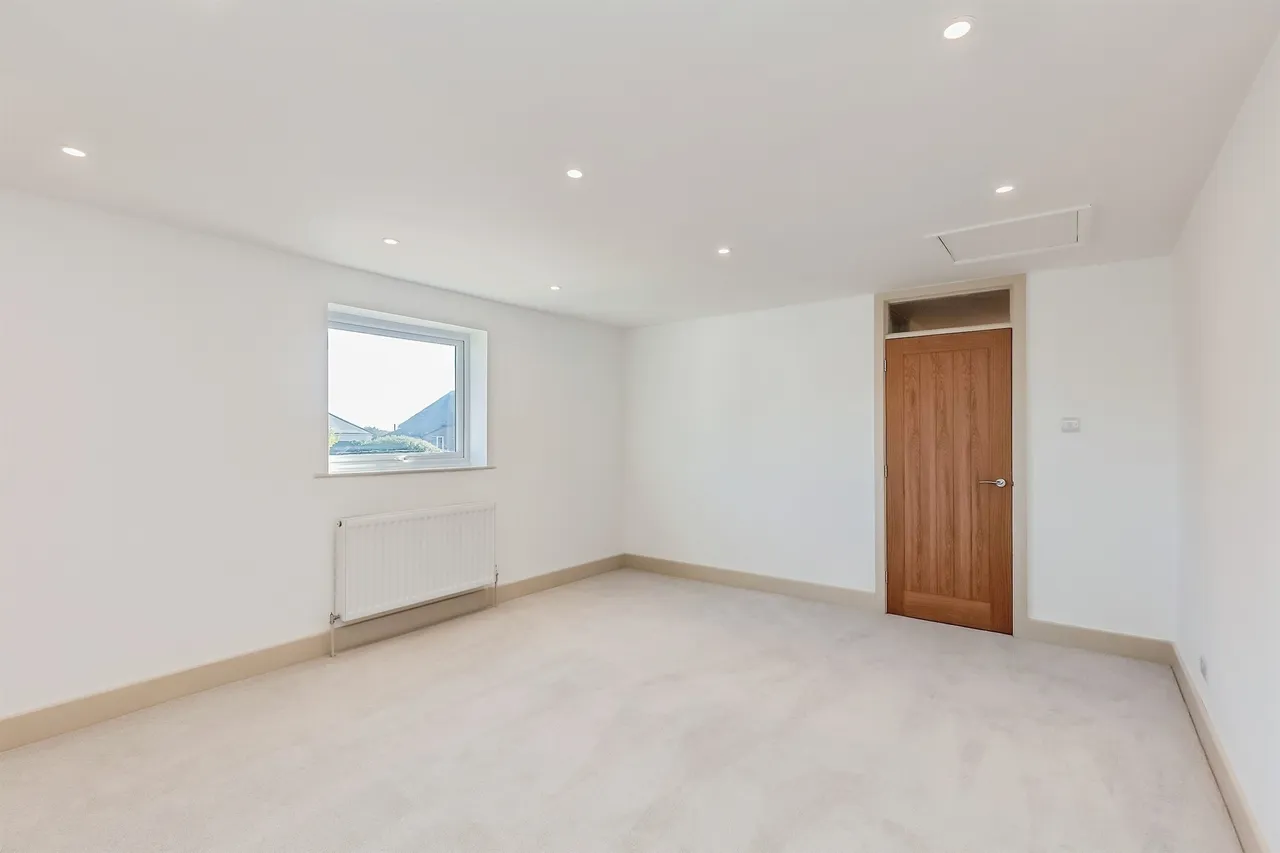 Redcot Gardens, Stamford, PE9, photo 13