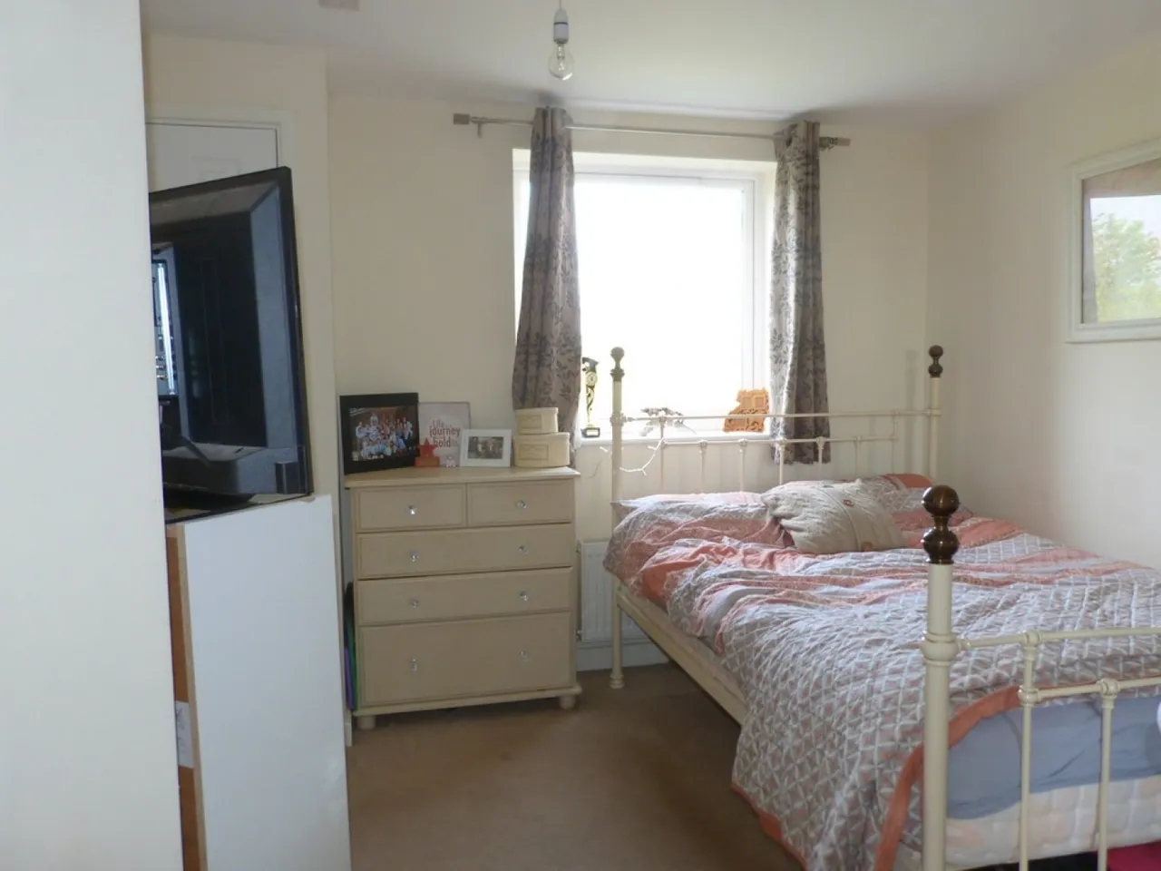 Longhorn Avenue, Gloucester, photo 4