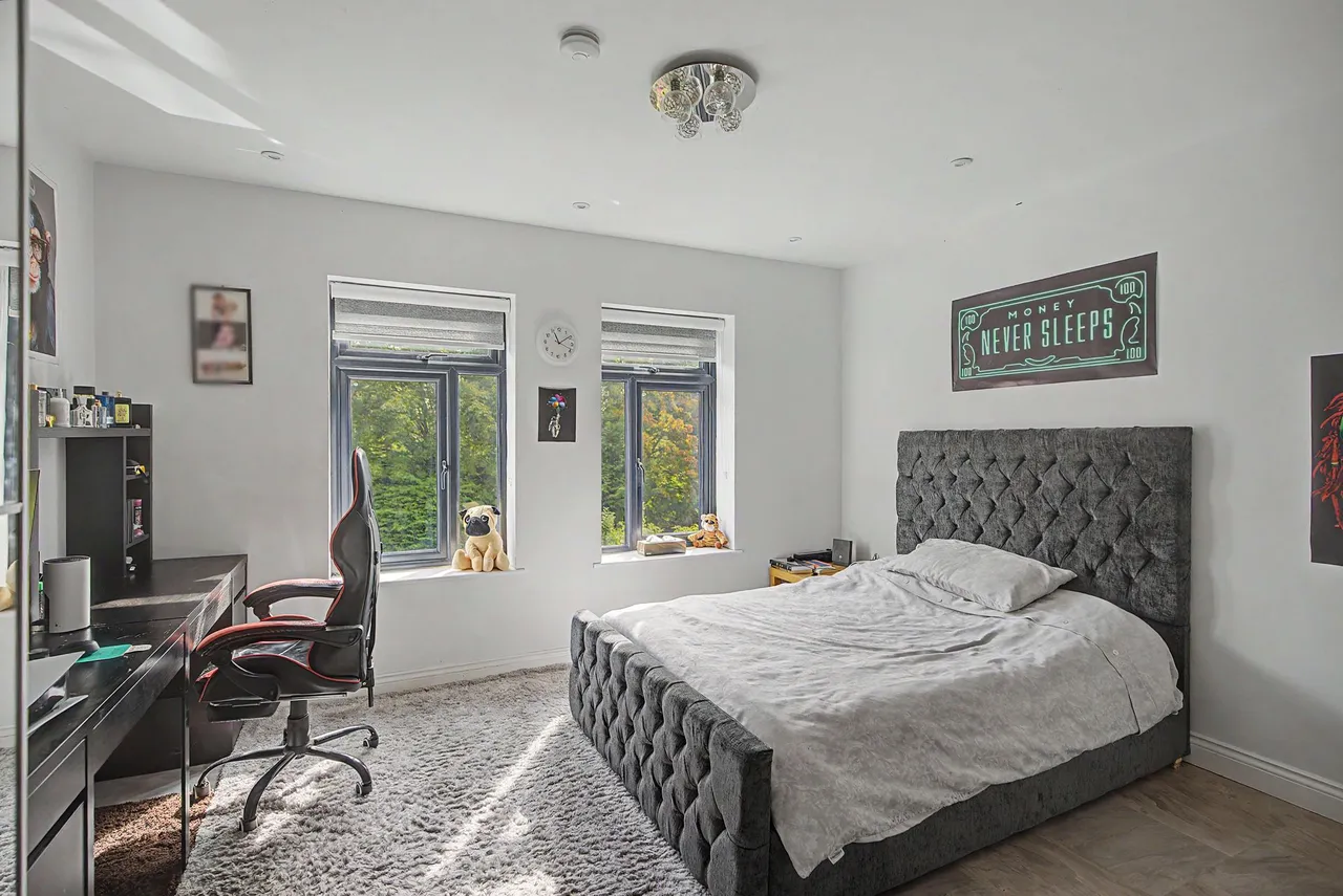 Courtney Place, Altrincham, photo 14