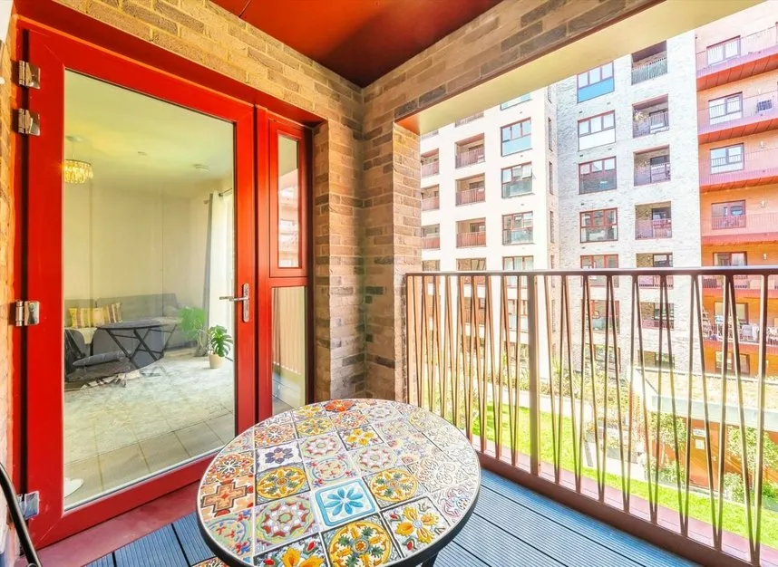Justice Place, Brentford, TW8, photo 7
